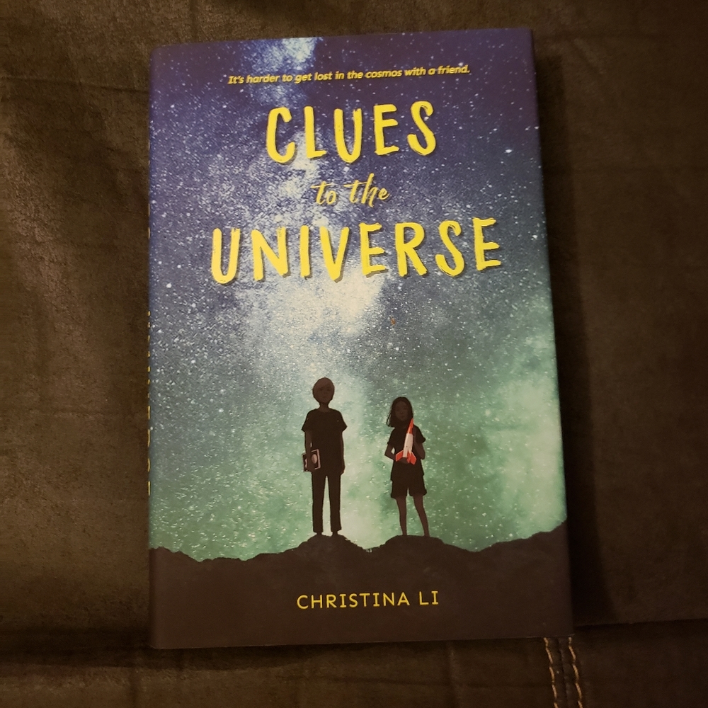 Clues to‎ the Universe by Christina LI      Hardback